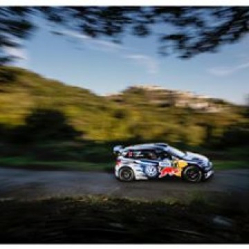 #WRC @ogiersebastien has built an impressive lead, blitzing the opposition in the @tourdecorse as he fights for a fourth consecutive World title
#RallyFrance #rallies #rally #Corse #Sebastien #Ogier #Volkswagen #motorsport