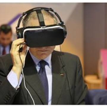 #MondialAuto Do you want to experience the activities of the #FIA through a special 3D virtual presentation? Visit our stand!