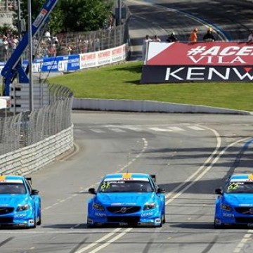 #WTCC Team @cyanracing claimed a comfortable win over Team Honda in the Manufacturers Against the Clock team time trial on the spectacular Vila Real street track this afternoon, venue of Portugal’s @fia_wtcc counter
#TouringCar #MAC3 #motorsport