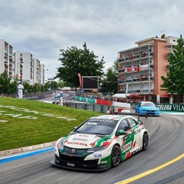 #WTCC @mehdibennani_25 and @nmichelisz both triumphed at @fia_wtcc Race of Portugal this afternoon as world championship motor racing history was made with the introduction of the ‘joker’ lap
#TouringCar #Portugal #VilaReal #motorsport