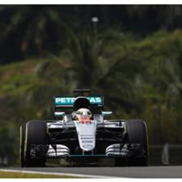 #F1 @lewishamilton quickest in Malaysia #FP3
#MalaysianGP #formulaone #formula1 #Lewis #Hamilton #Mercedes #motorsport #Sepang