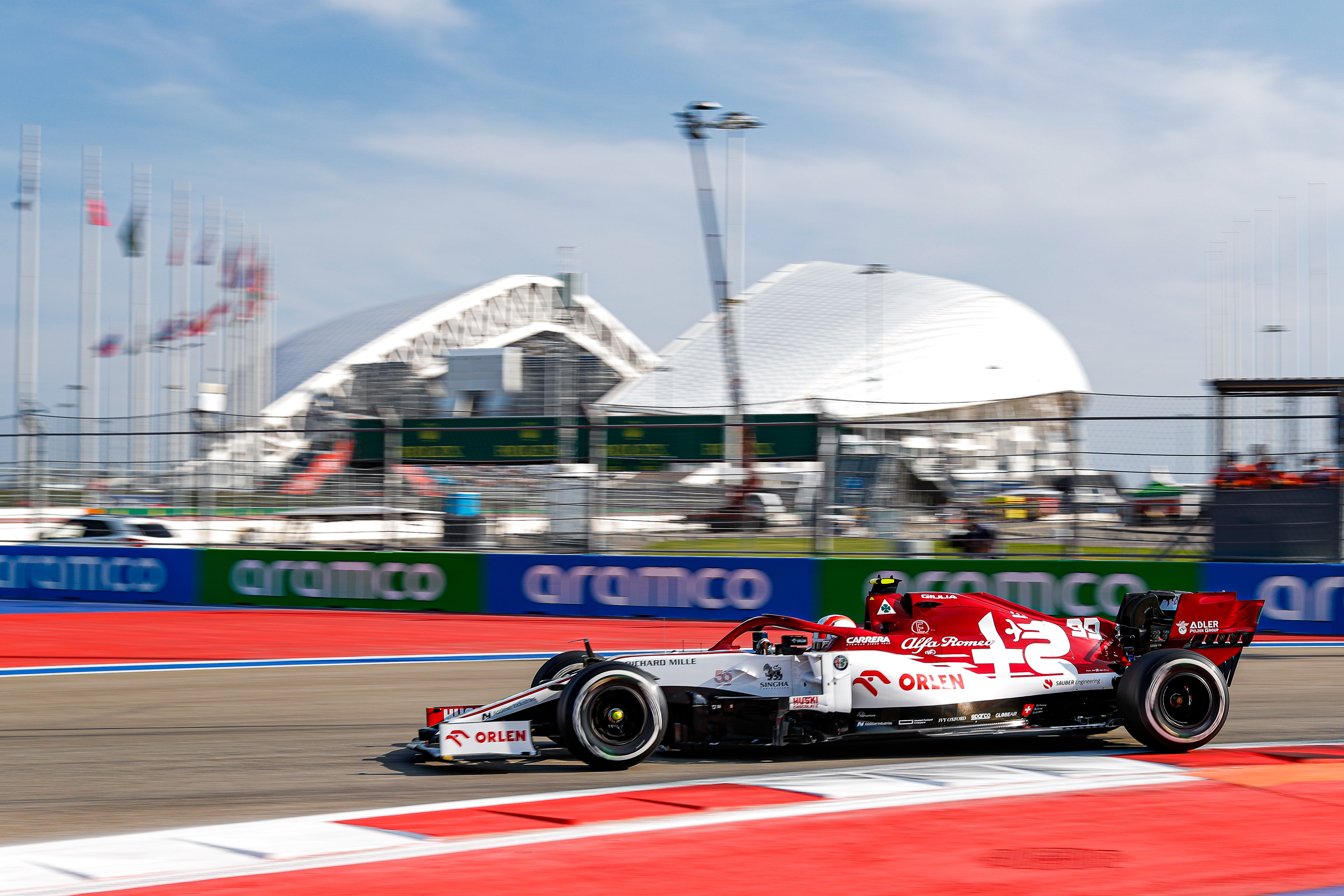 гонка на выносливость сочи 23 октября. гонки в сочи 2024. Formula 1 grand prix. сочи автодром формула 1 2021. гонки в сочи 2024.