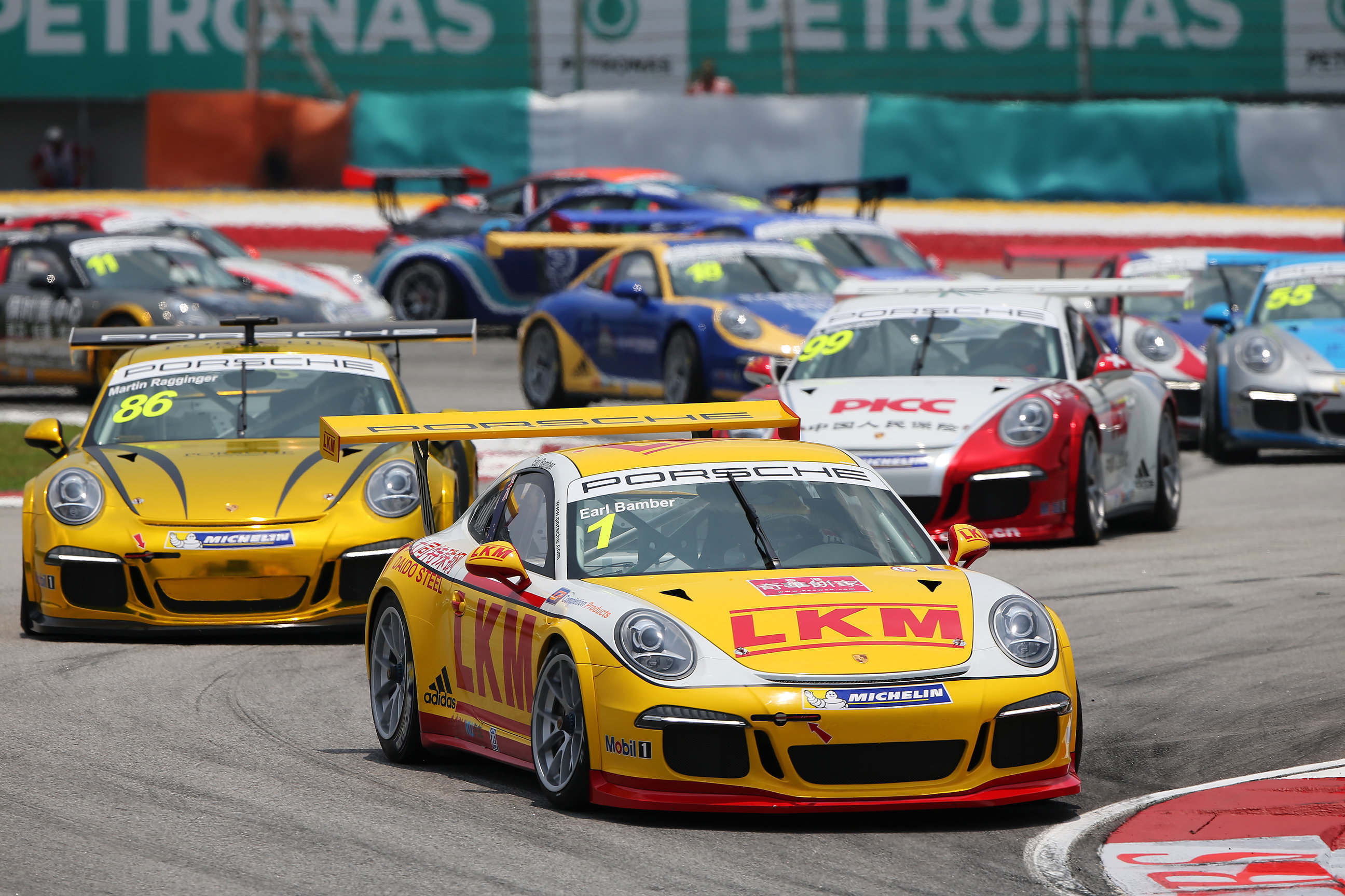 Porsche Carrera Cup Asia – 2014 Season Review | Federation Internationale  de l'Automobile