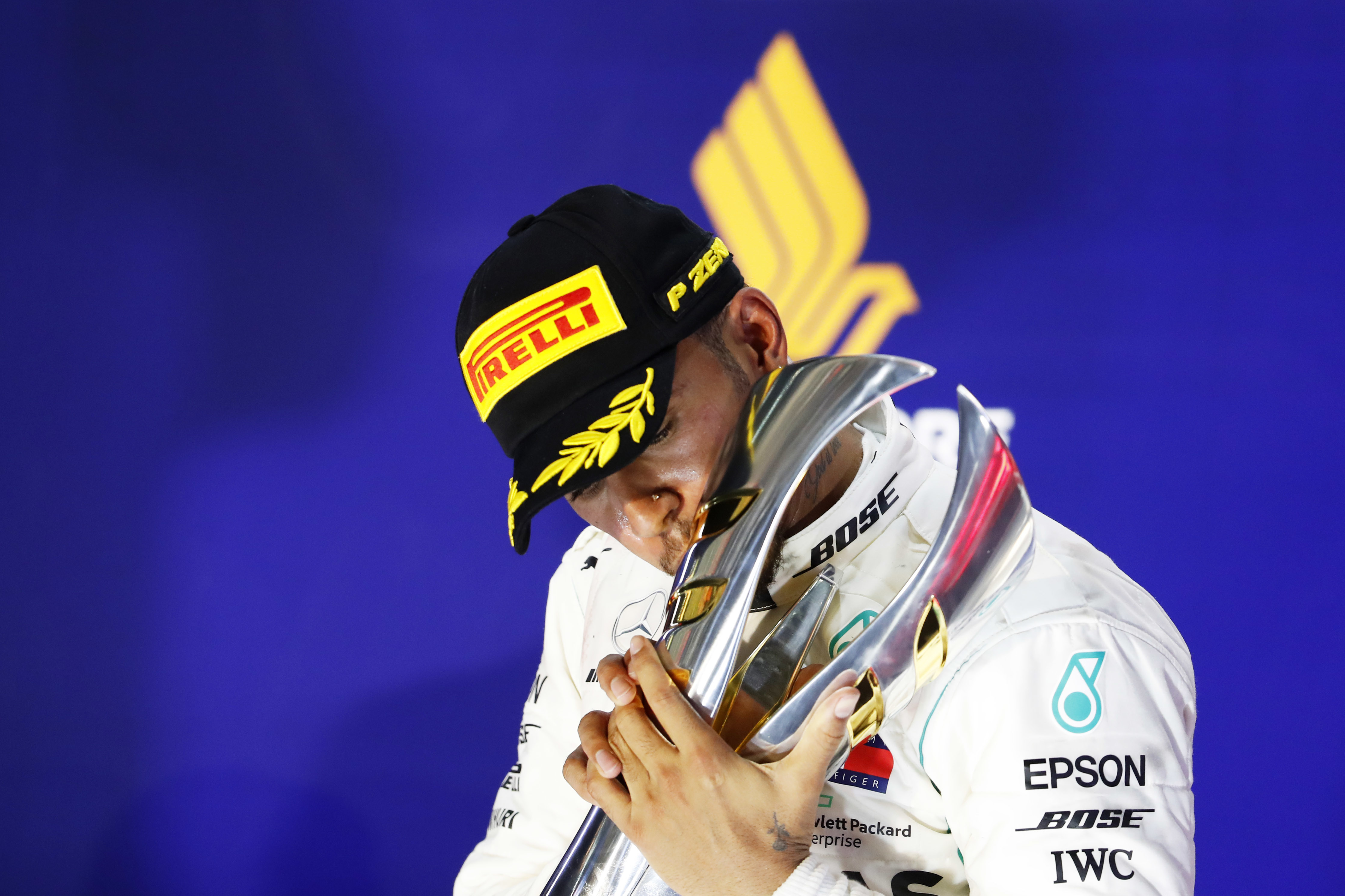 F1 Hamilton stretches title lead with masterful Singapore win Federation Internationale de l