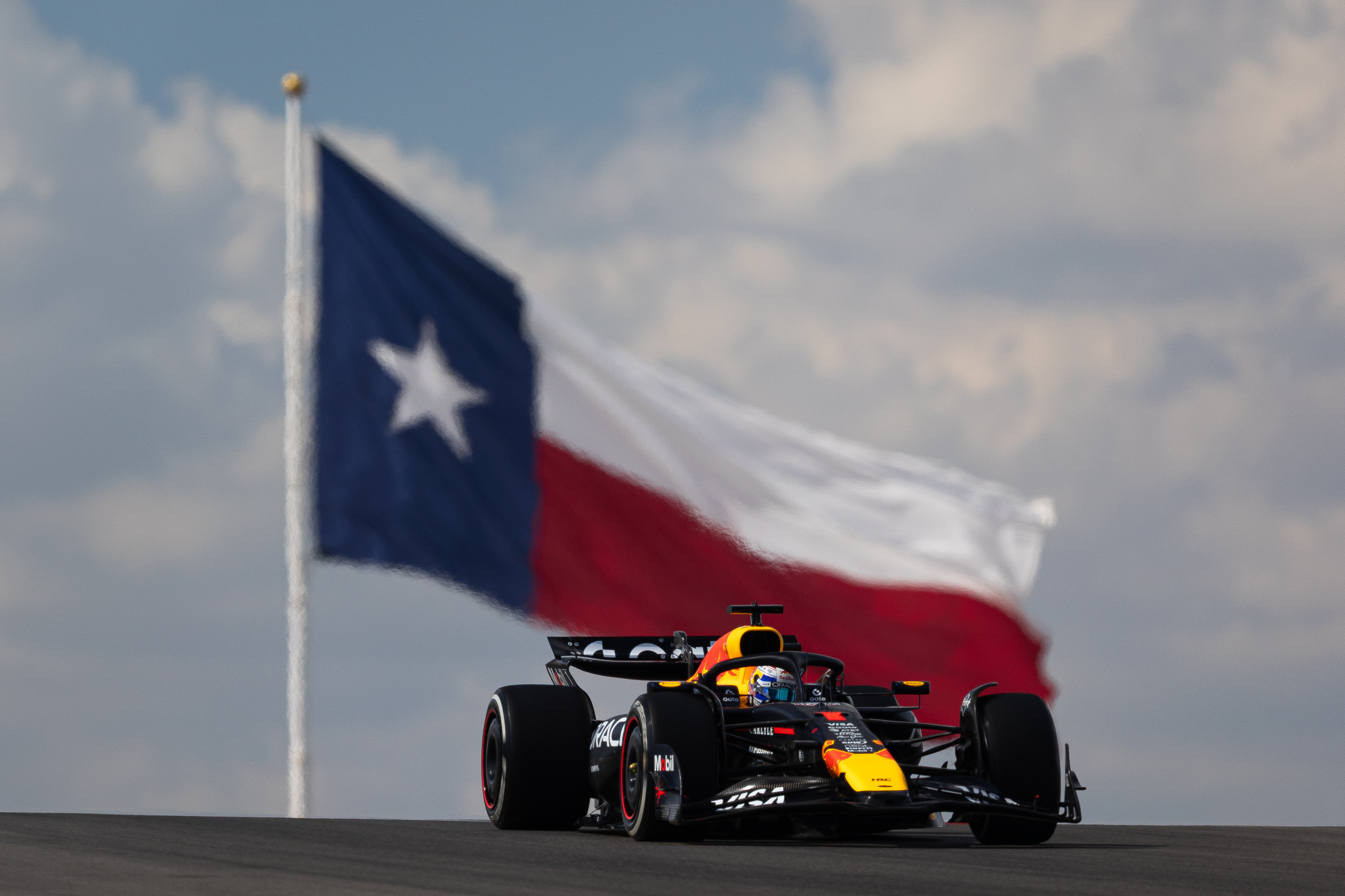 Verstappen in pole per la Sprint di Austin, McLaren impressiona: sfida aperta