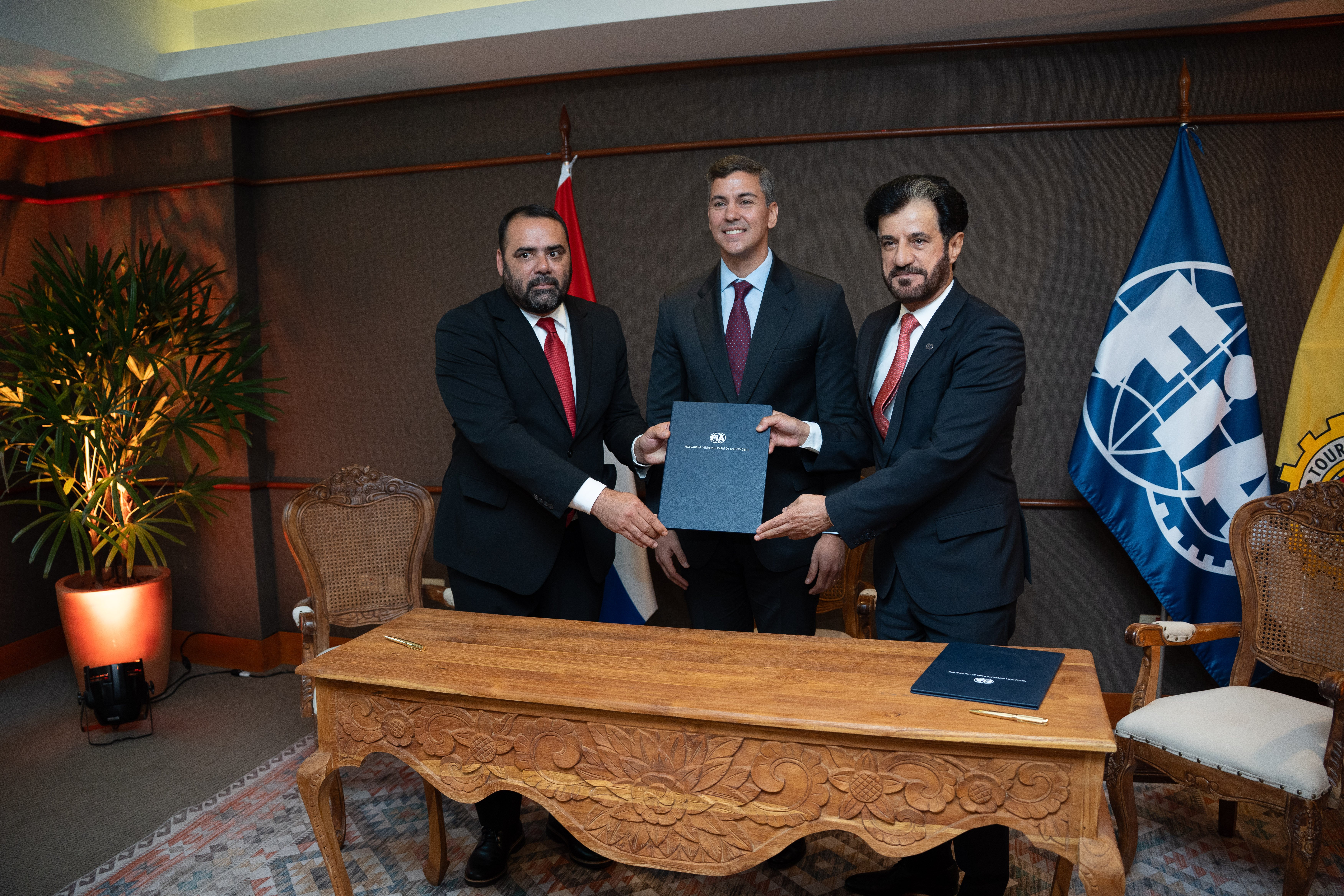 Paraguay Signs UAOA Charter