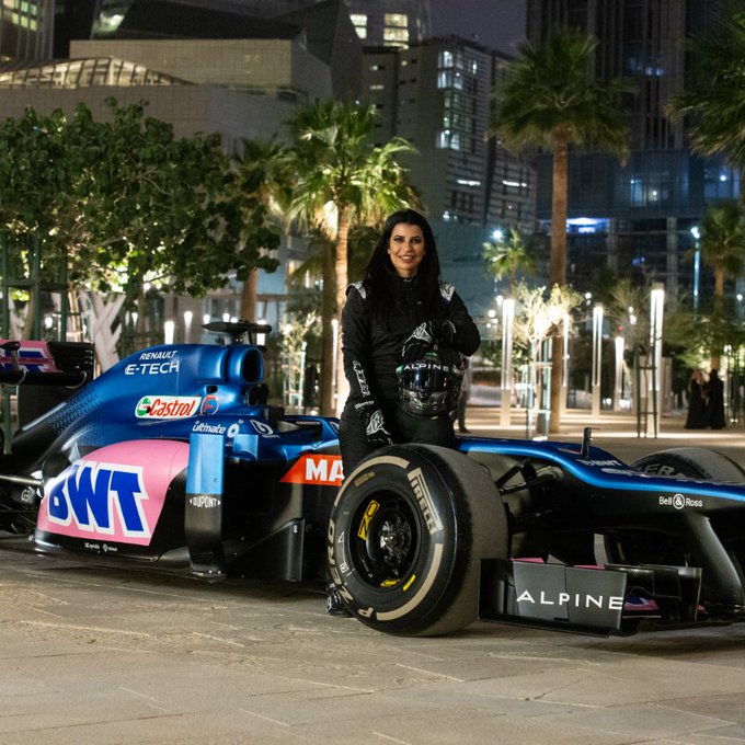 Alpine's new Formula 1 car is quite gorgeous