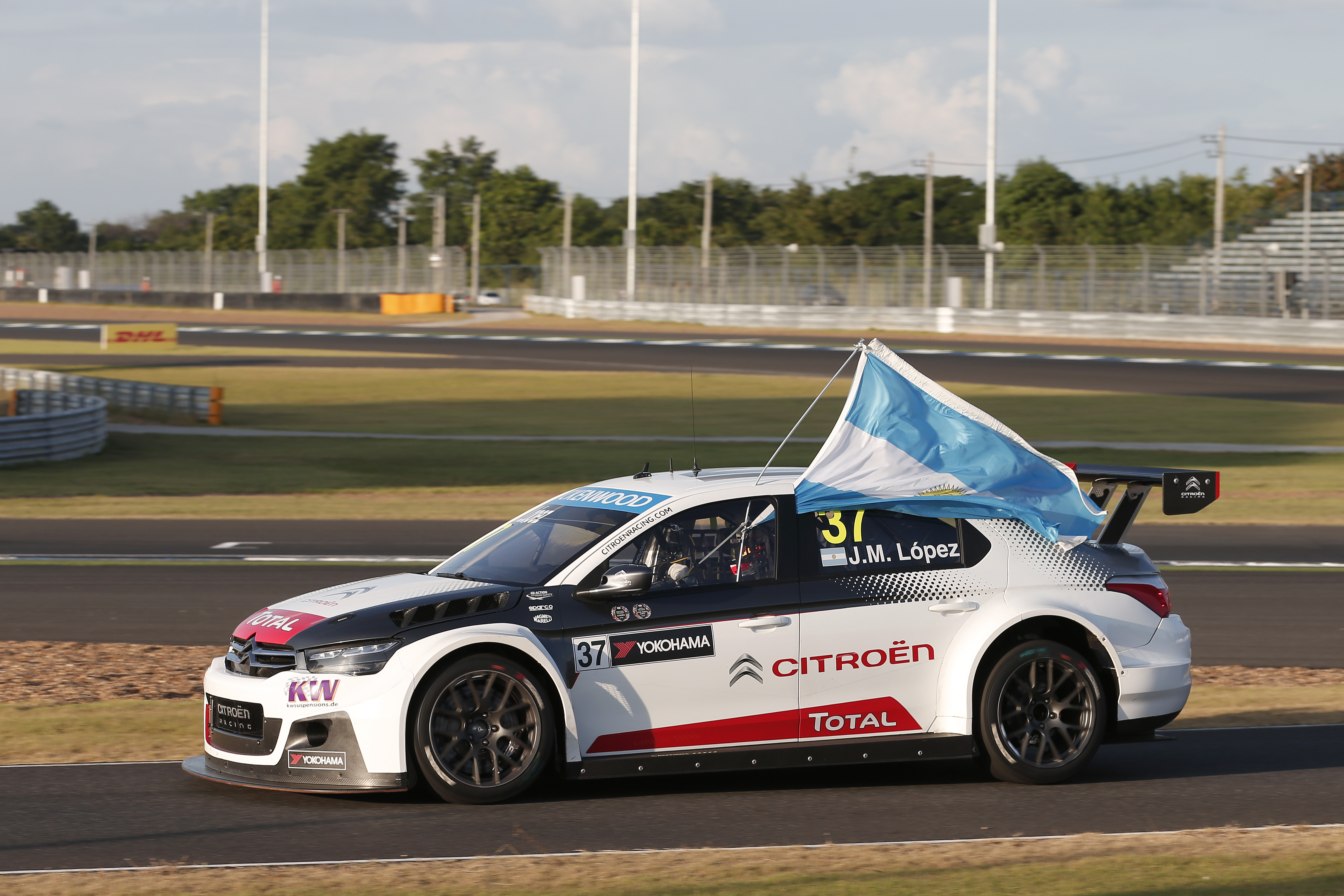 WTCC - WTCC community gets behind Tiago Monteiro