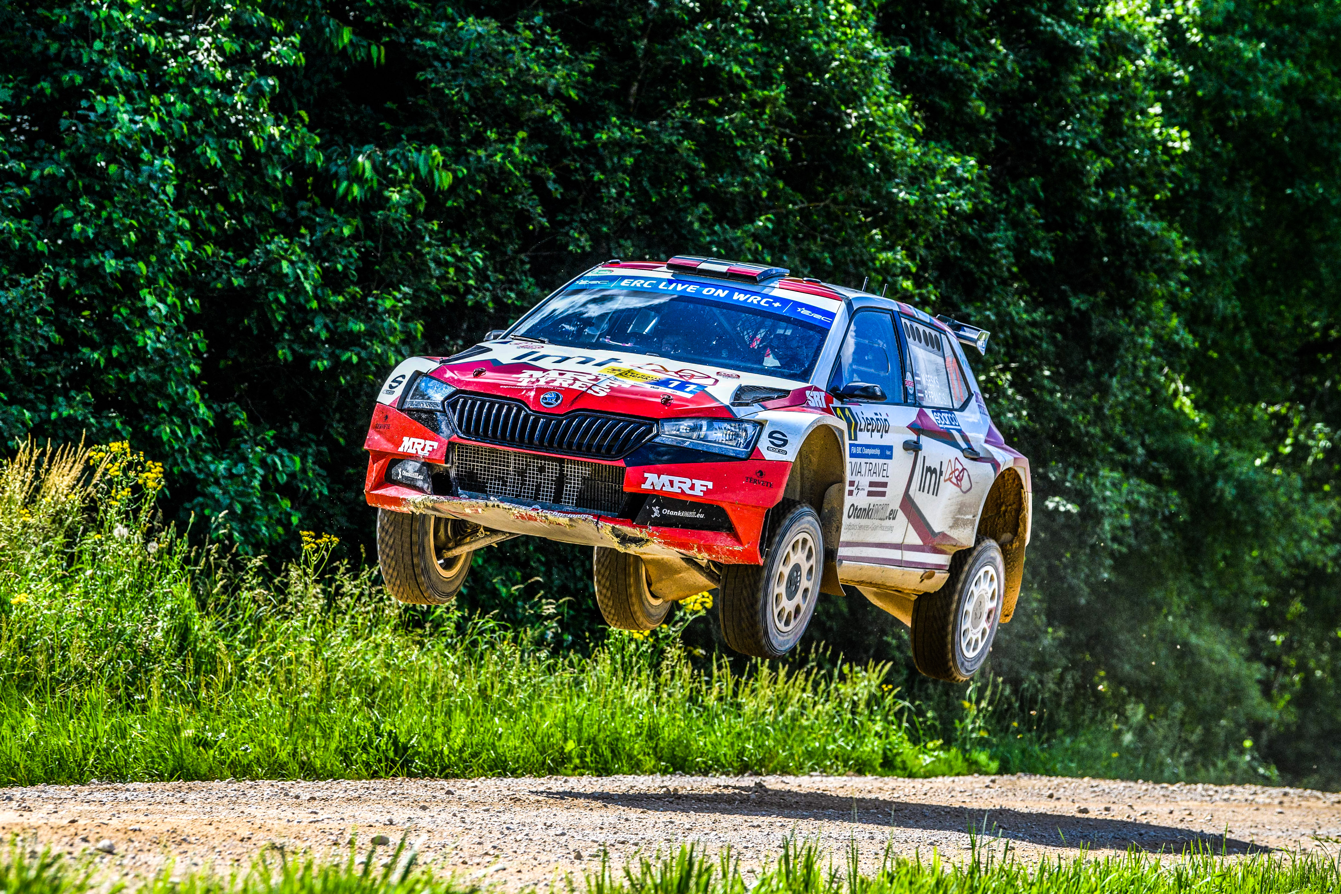 Wrc safari rally 2024. Ралли. Ралли спорт. Флаг ралли. WRC 2005.