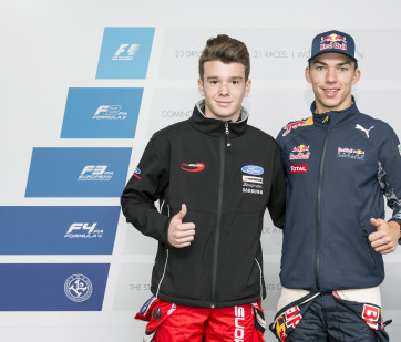 Simmons and Gasly single-seater pyramid