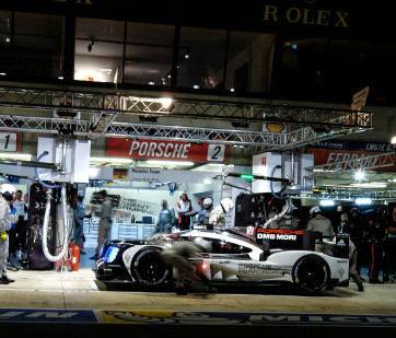 Porsche Le Mans 2016