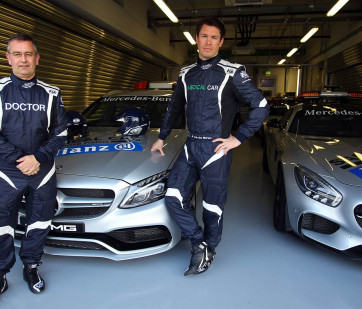 FIA renews OMP as official racewear supplier