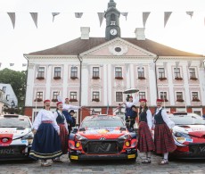2021 WRC - Rally Estonia - Opening parade at Tartu City Hall