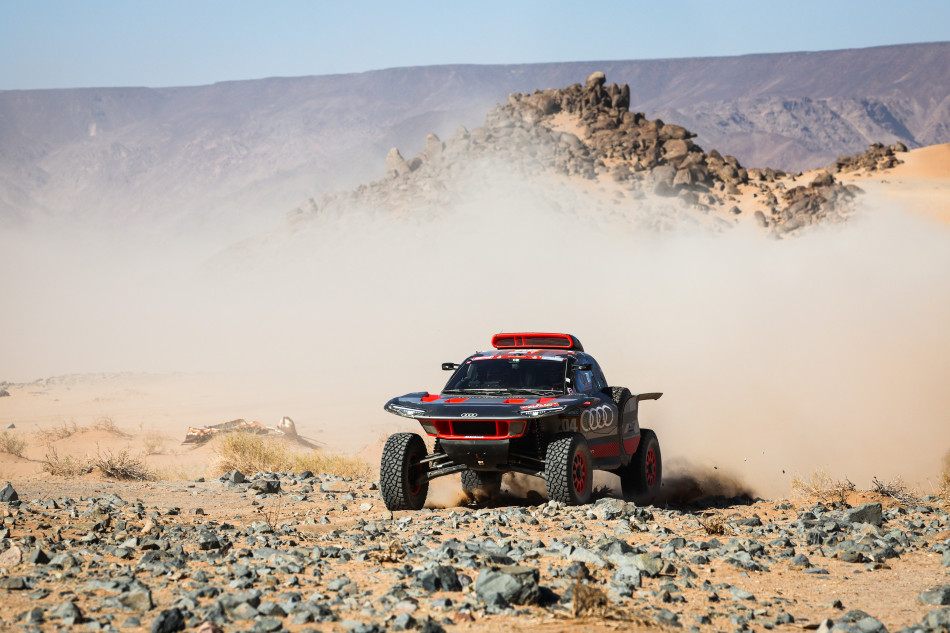 2024 W2RC - Dakar Rally - Team Audi Sport - Carlos Sainz and Lucas Cruz