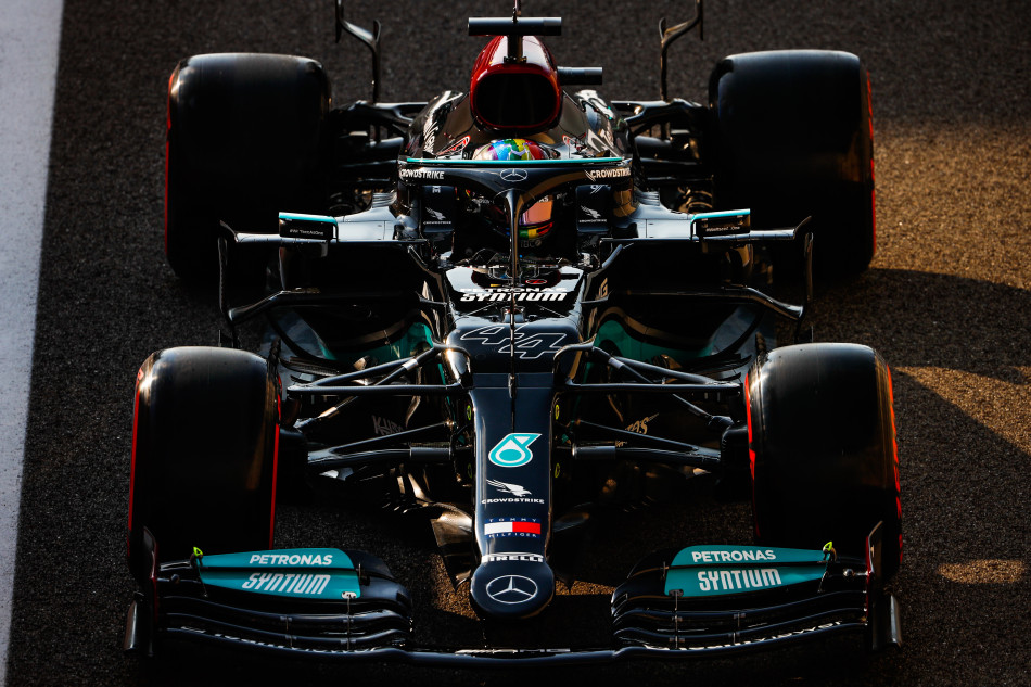 Max Verstappen beats Lewis Hamilton to F1 world title on last lap in Abu Dhabi, Formula One