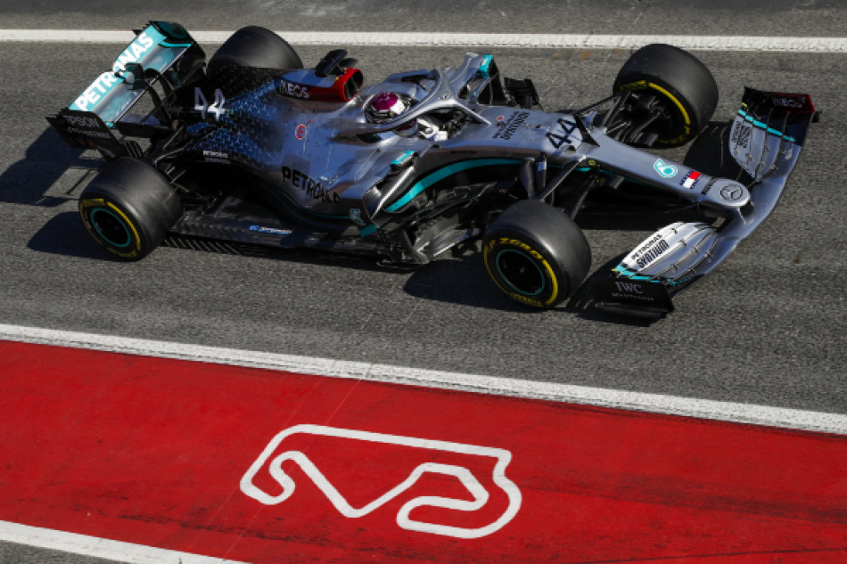 F1 Hamilton En Tete Des Chronos Lors Des Tests D Avant Saison A Barcelone Federation Internationale De L Automobile