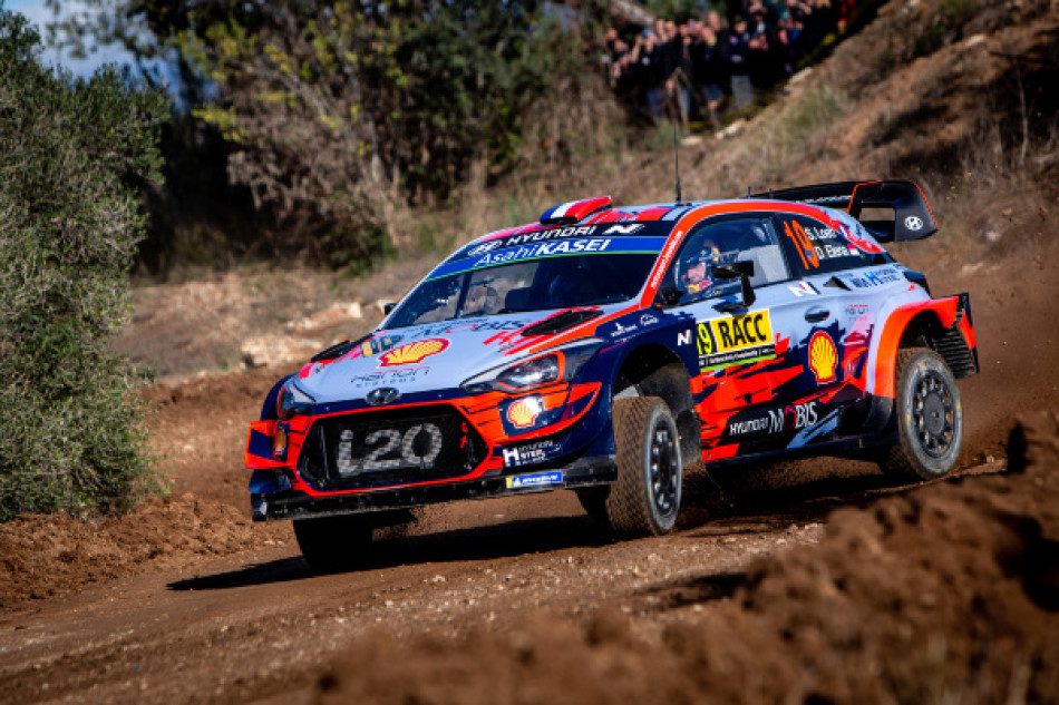 WRC - Sébastien Loeb leads Hyundai 1-2-3 in Spain