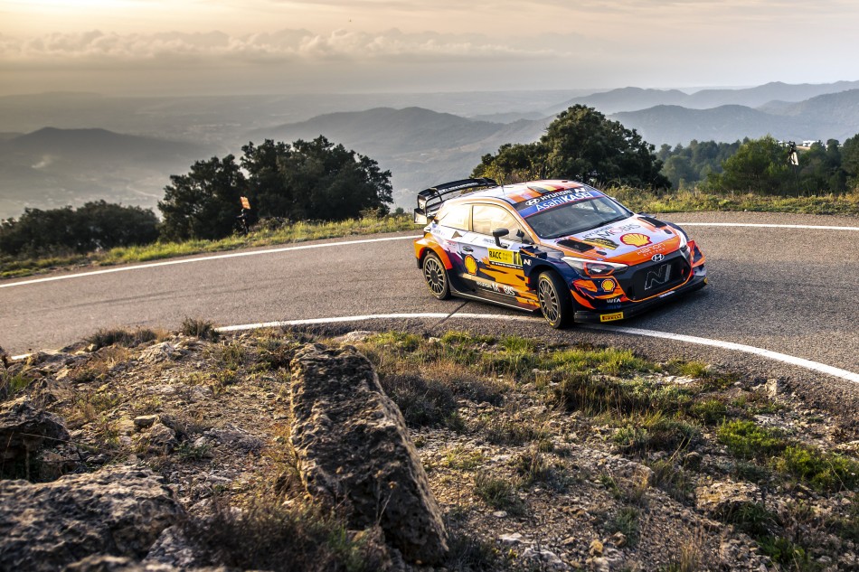 2021 WRC - RallyRACC Catalunya - T. Neuville/M. Wydaeghe (DPPI Media / N. Katikis)