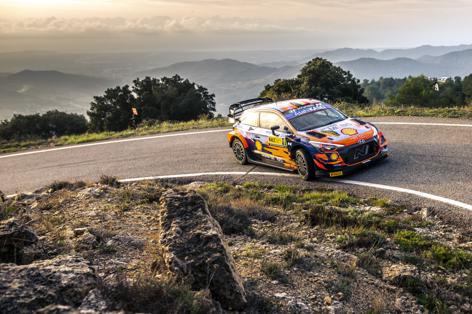 2021 WRC - RallyRACC Catalunya - T. Neuville/M. Wydaeghe (DPPI Media / N. Katikis)
