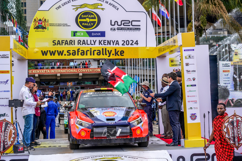 safari rally racing in kenya