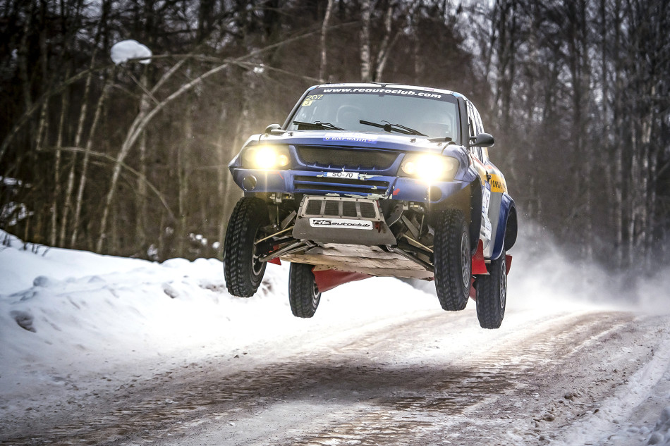 Snow and ice; a unique challenge for the cross country opener