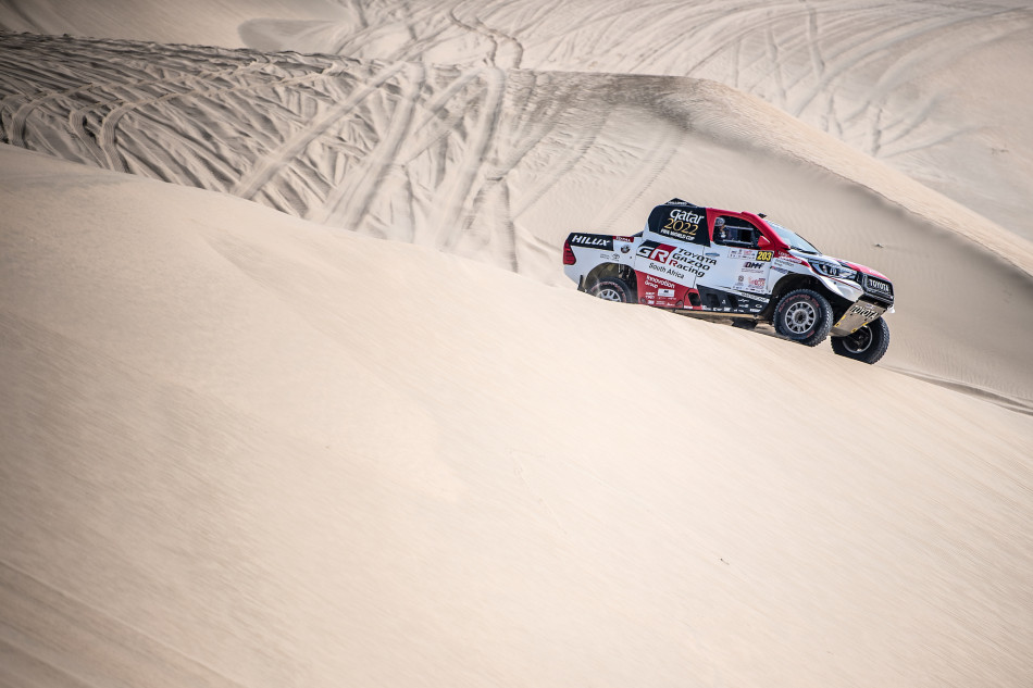 Al Attiyah leads; Al Rajhi inches into second