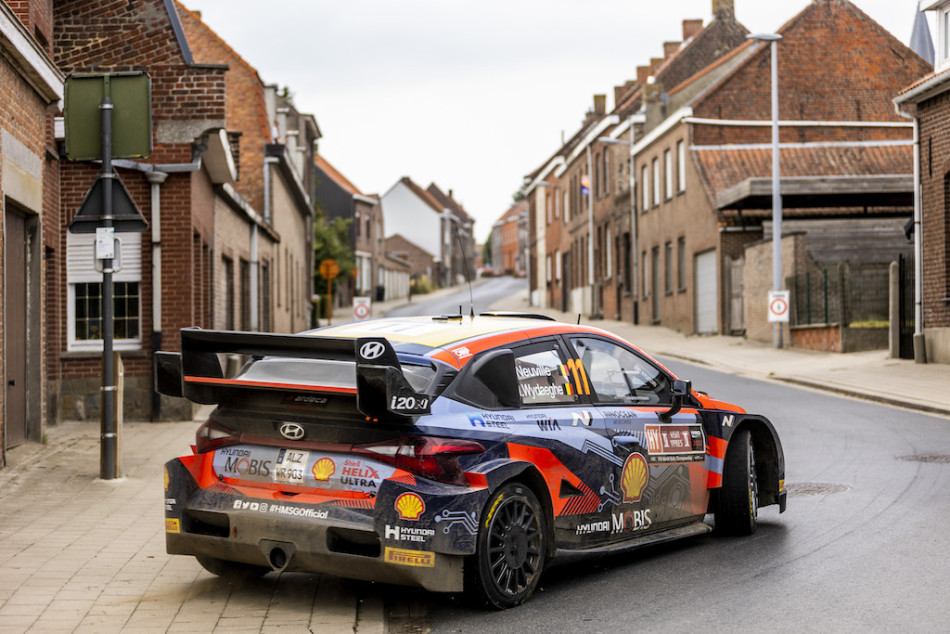 Belgian crew Thierry Neuville and Martijn Wydaeghe continue to lead their home round of the WRC