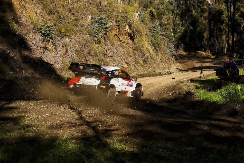 Elfyn Evans leads Rally Chile after three stages