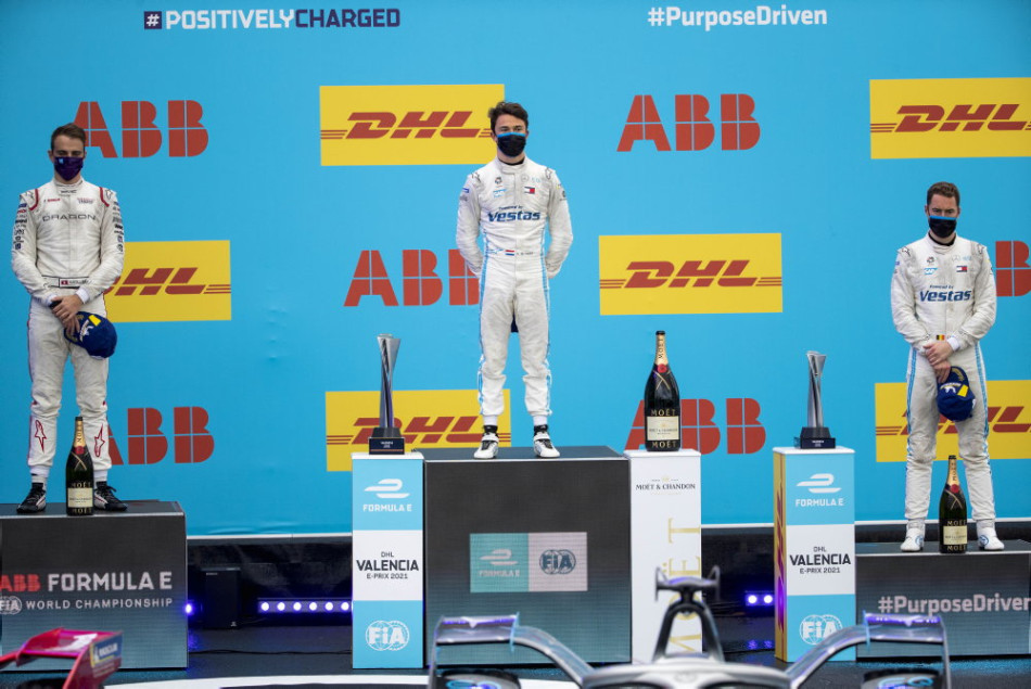 Formula E De Vries Wins Wet Valencia Opener Federation Internationale De L Automobile
