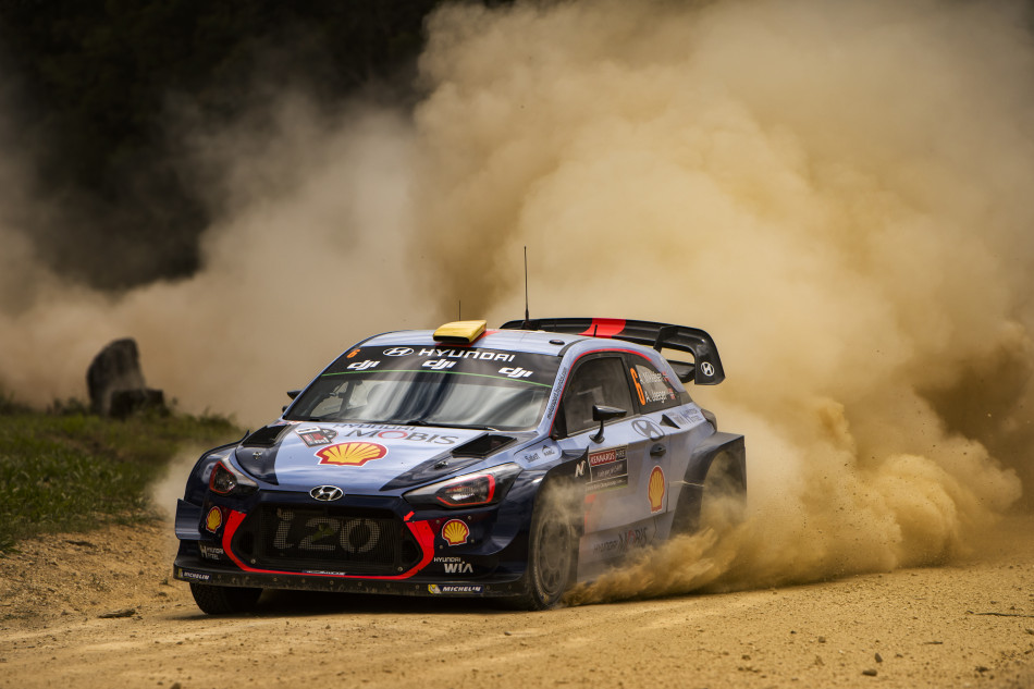 WRC – MIKKELSEN POWERS INTO AUSTRALIAN LEAD