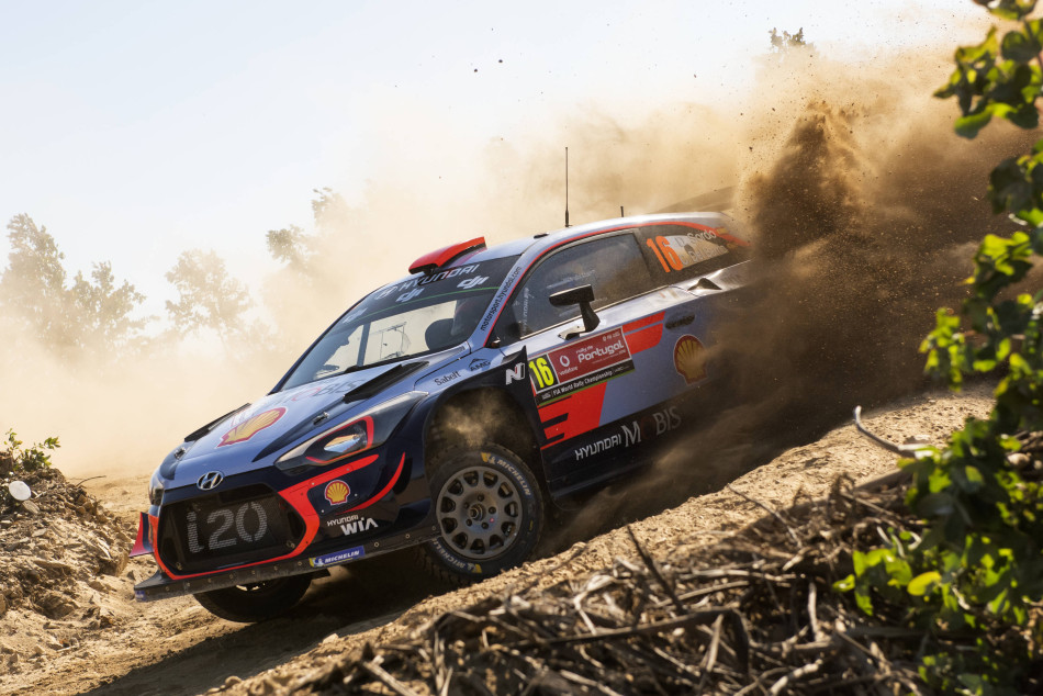 WRC – Sordo leads; miserable start for Toyota