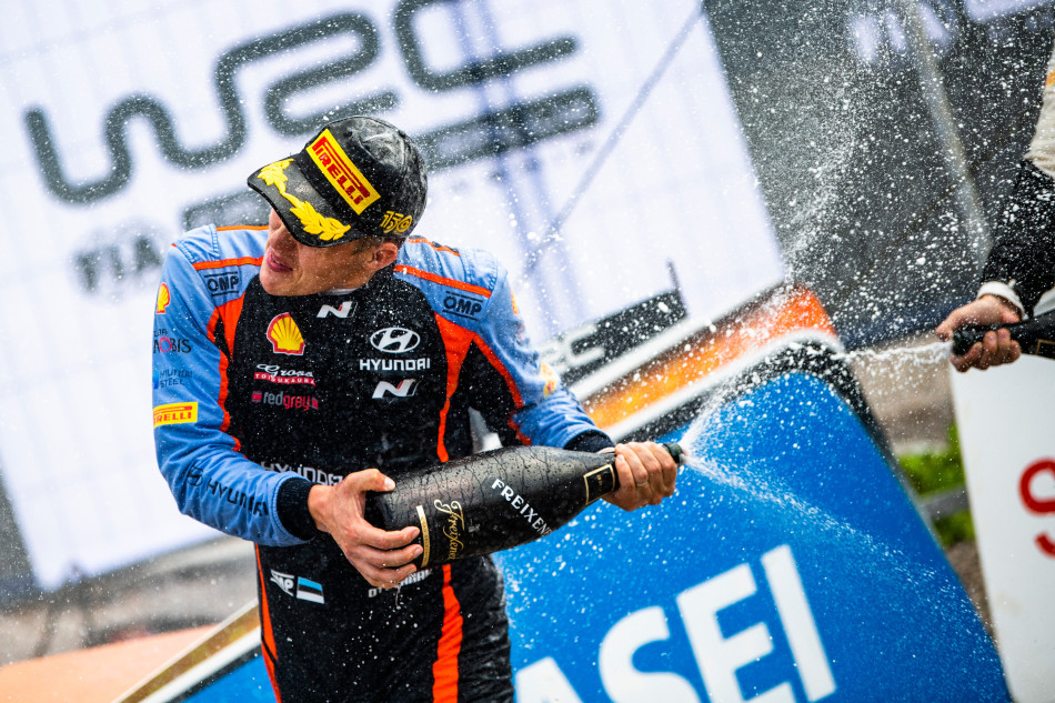 2022 WRC - Rally Finland - Event winner Ott Tänak (EST), Hyundai Shell Mobis WRT (photo: Jaanus Ree / Red Bull Content Pool)