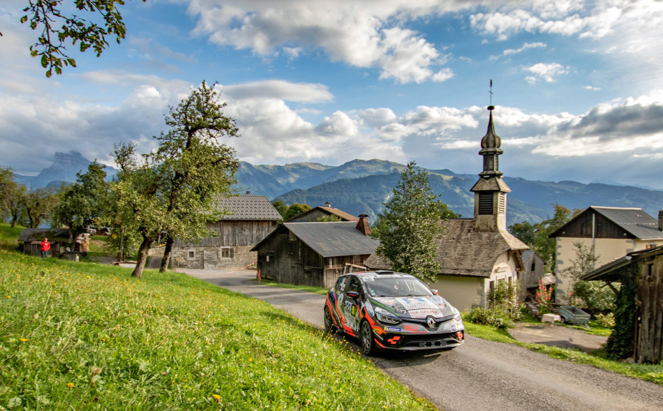 Photo Clio R3T Alps Trophy