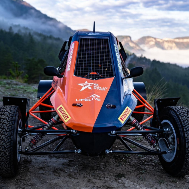 LifeLive Cross Car XC