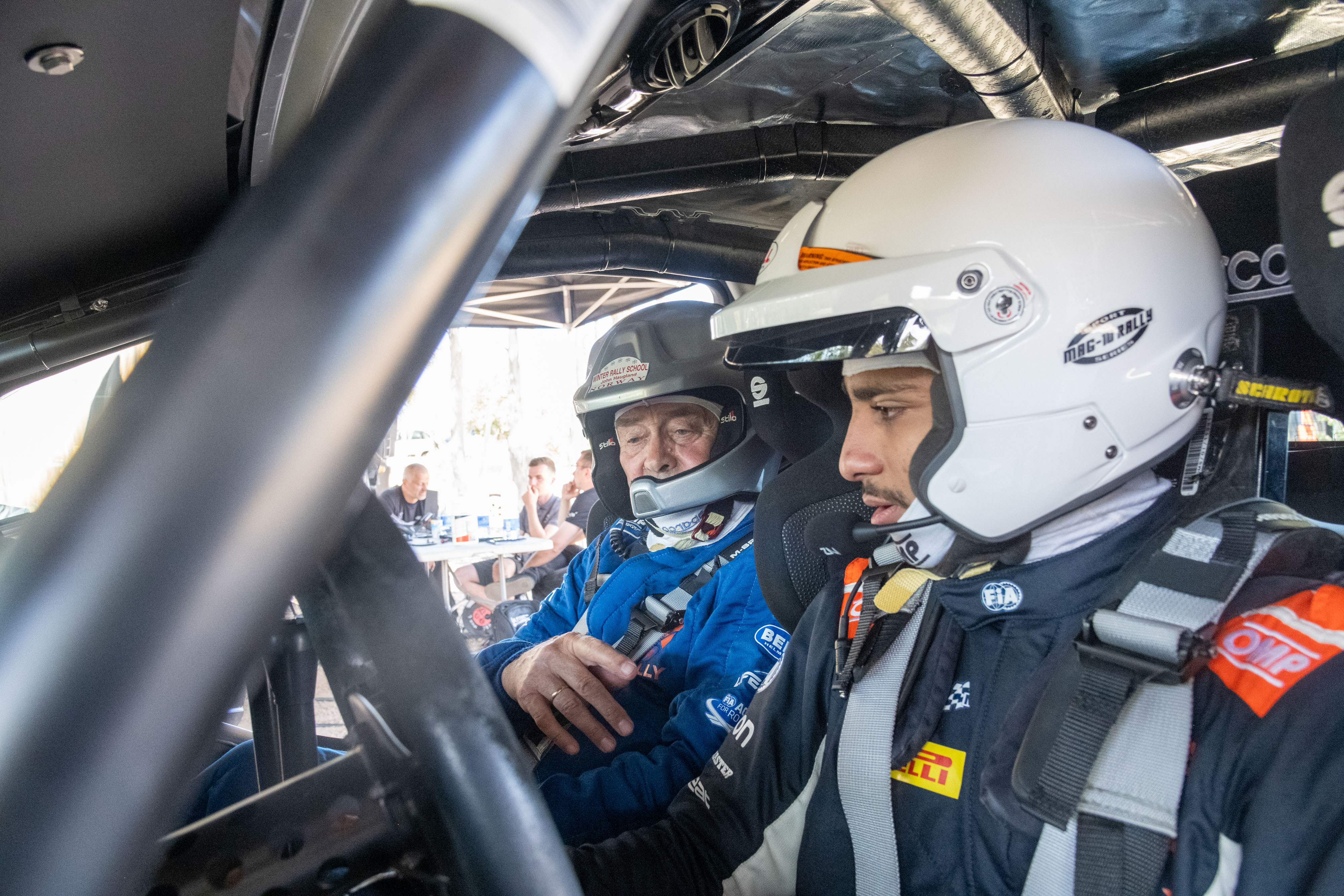 Il campo di addestramento della FIA ​​Rally Star - Abdullah Al-Touqi e l'allenatore dei piloti John Hoagland
