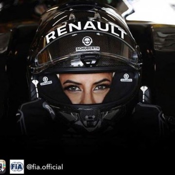 #auto - AUTO+ FIA #women in #motorsport comes back with its 15th edition! Top motorsport women’s stories featuring @aseel.alhamad , @jamiechadwick55 , @sophiafloersch , @susie_wolff , and more!
#fia #fiawim #womeninmotorsport #women #motorsport #motor #sports #racing #drivers #girlspower #first #newsletter #news #auto #share #like #repost #happy